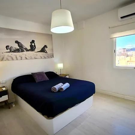 Malaga Vialia Deluxe Apartment Exterior photo